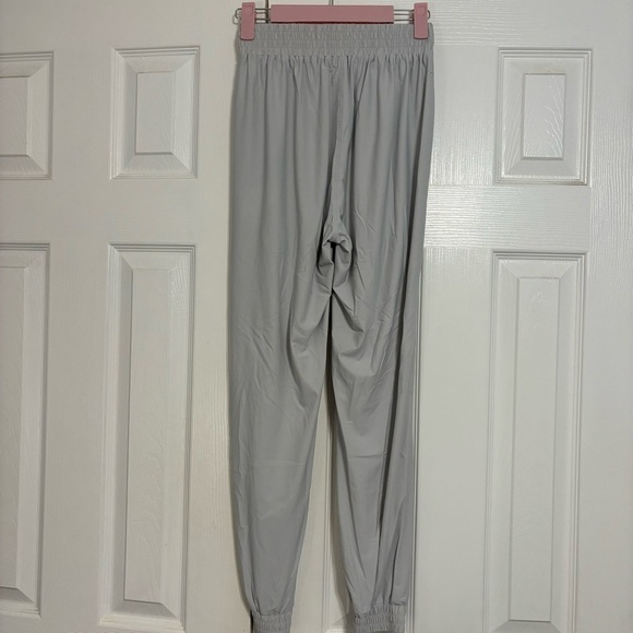 ADAY Pack It Up Joggers Grey - Picture 3 of 12